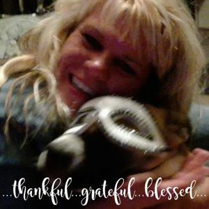 Meet your Posher, Elycia